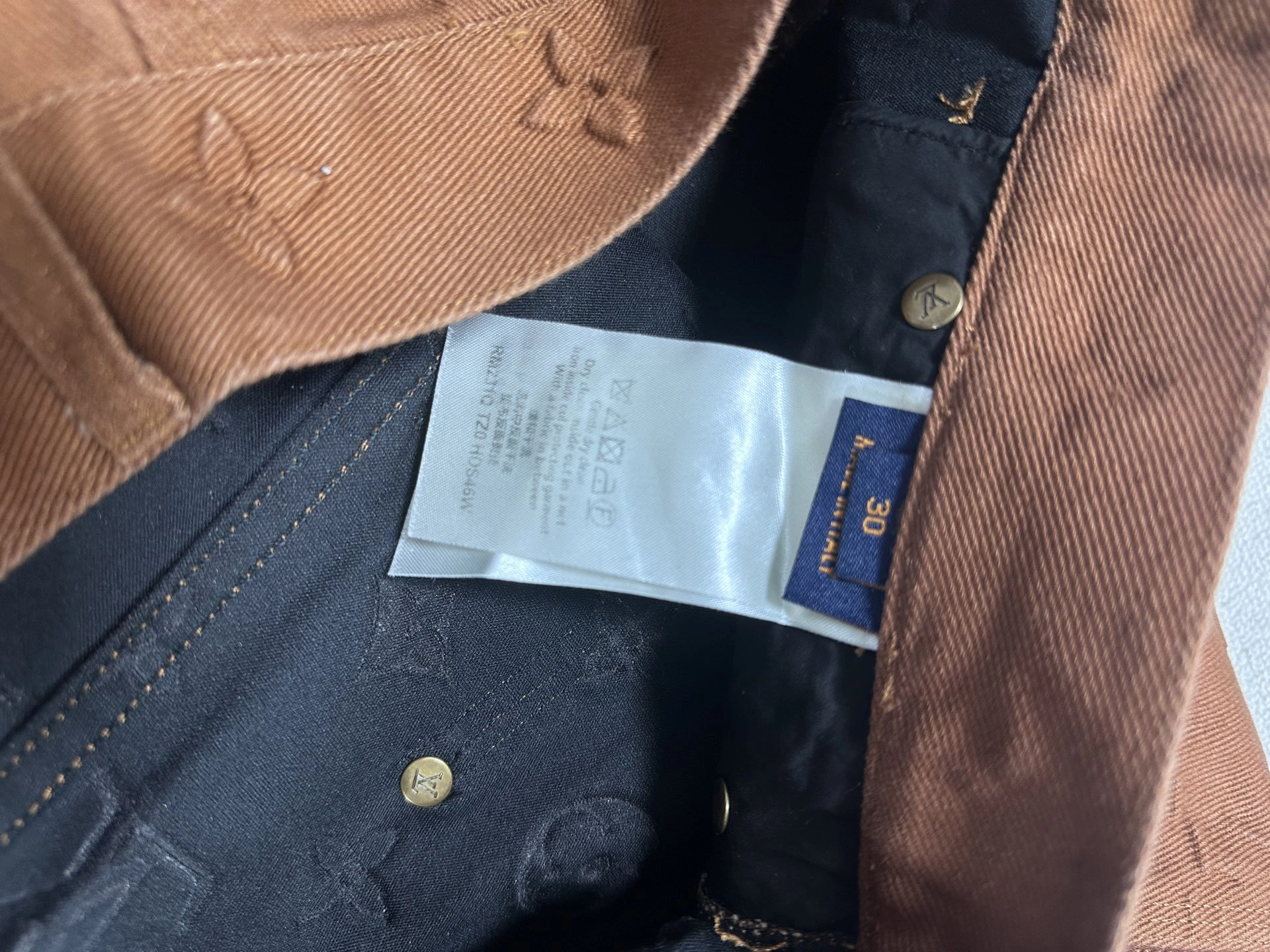 wg.luxury 8V item:E-F431I0707